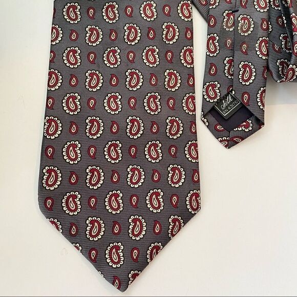 Vintage Geoffrey Beene Silk Paisley Tie Grey + Burgundy - Picture 1 of 2